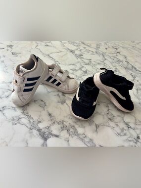 Kids White Sneakers with Navy Stripes & Black Athletic Shoes - Nike